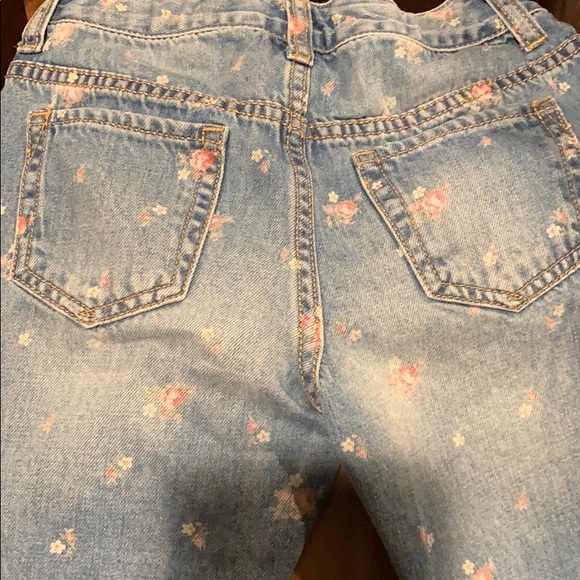 Girls Gap Jeans size 7 - Picture 2 of 2